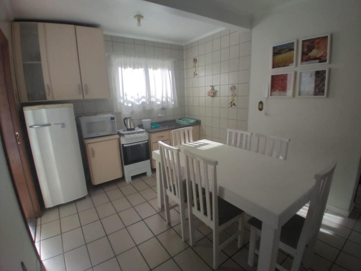 Residencial Pilati Apartment Bombinhas Exterior photo