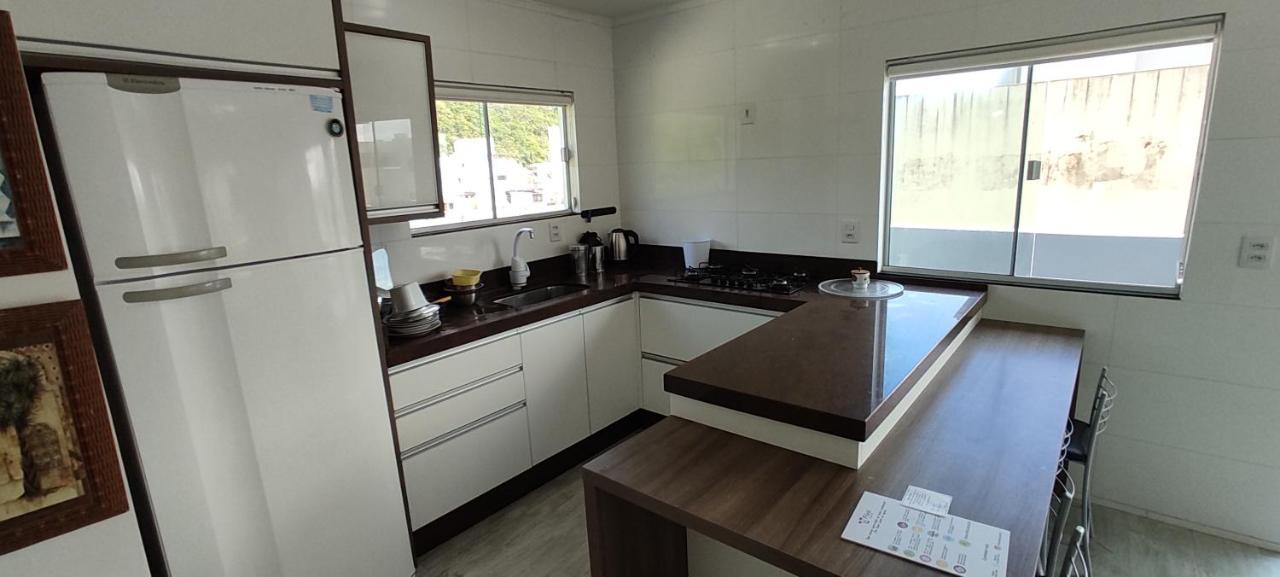 Residencial Pilati Apartment Bombinhas Exterior photo